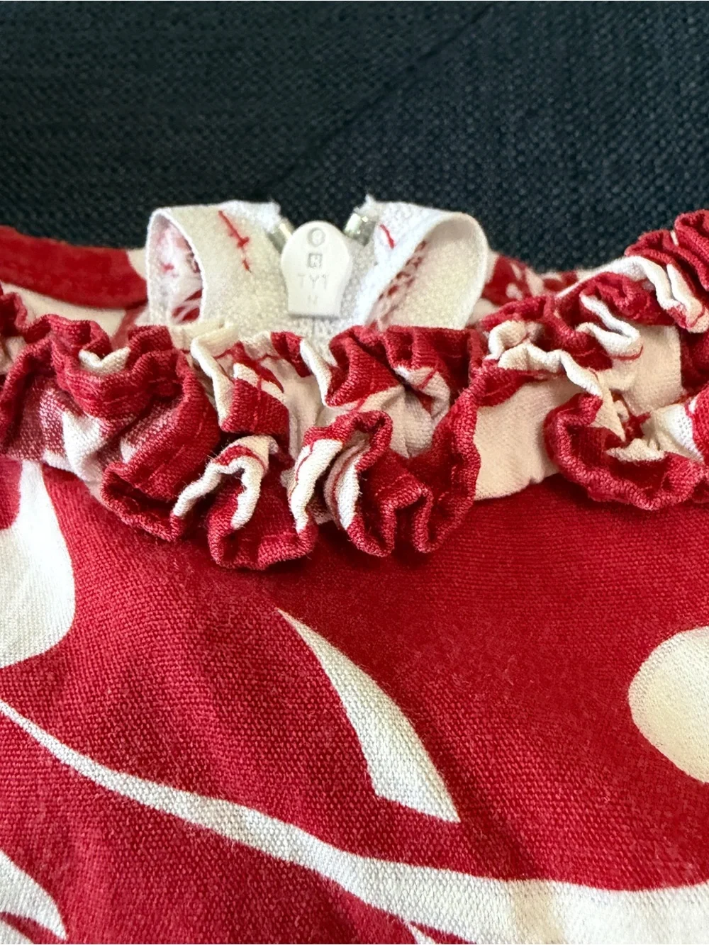 K Y's Red Floral Sleeveless Dress with White Hibiscus Print Sz 3 Yrs